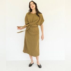 Suunday The Dolman Dress in Tapenade